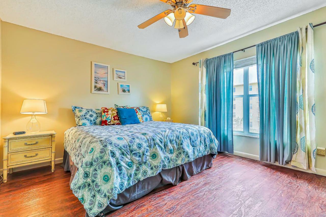 Sea Coast Garden * New Smyrna Beach